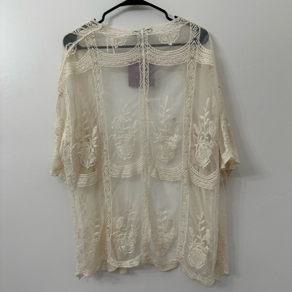 NWT Maverick the Collection Lace Kimono Small - Picture 4 of 8